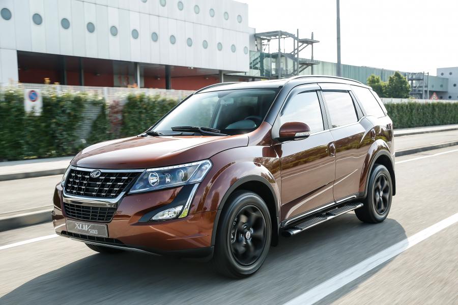  Mahindra XUV500 W10 2019 года  (EU) (фото 3 из 40)